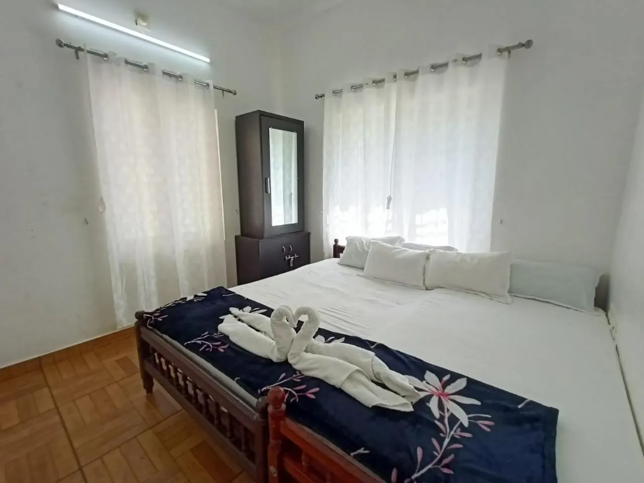 Magic Land Resorts Athirappilly Villa
