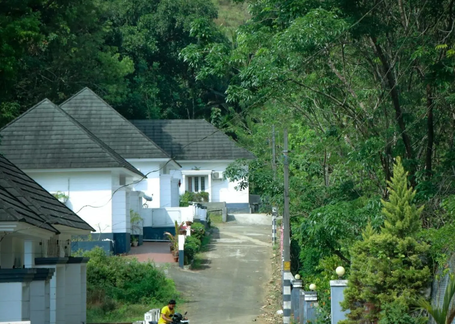Magic Land Resorts Athirappilly 0*,
